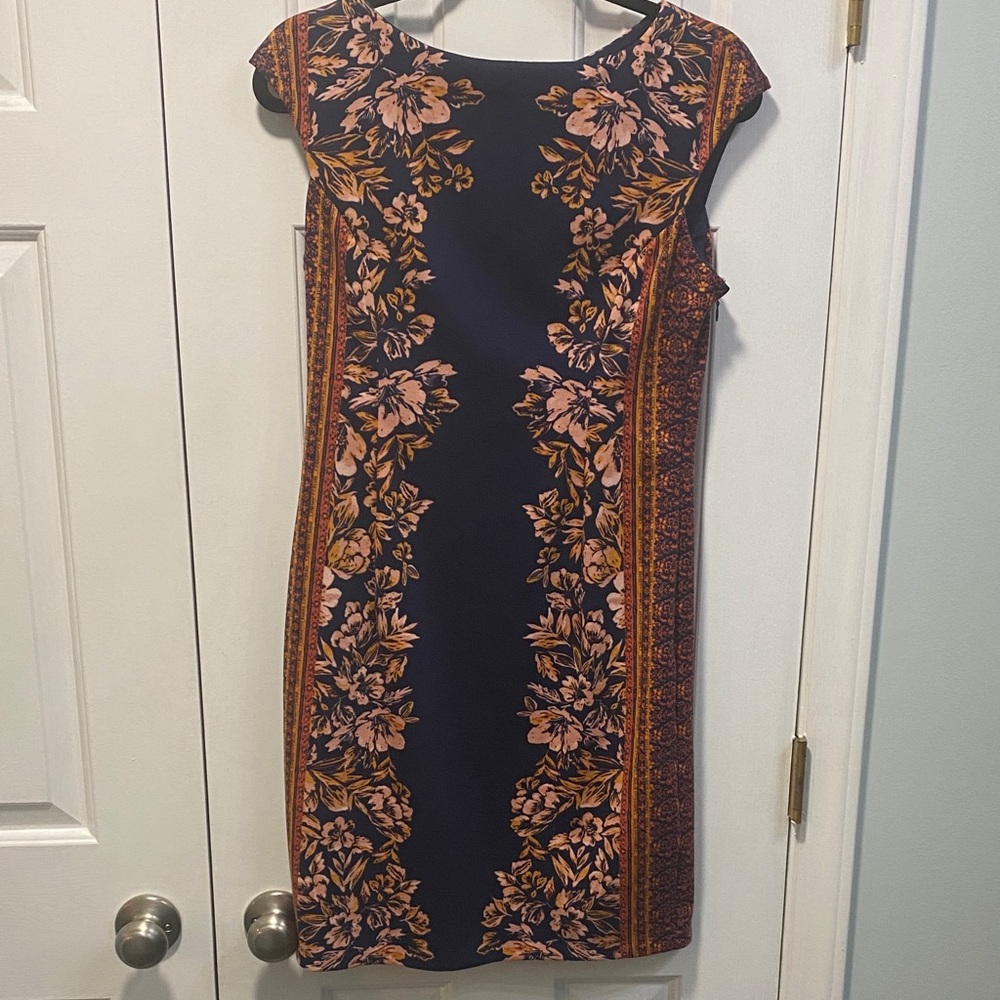 Elegant Floral Cap Sleeve Dress